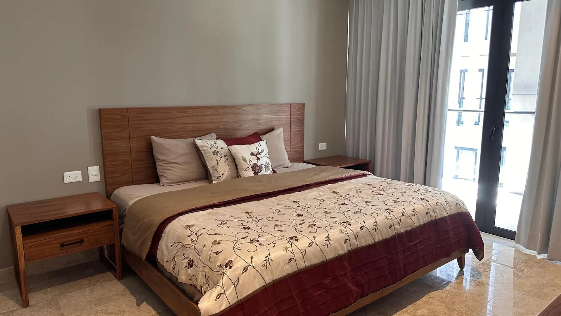 Ipana Luxury Apartments Playa del Carmen Mexico